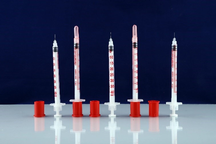 INSULIN SYRINGE